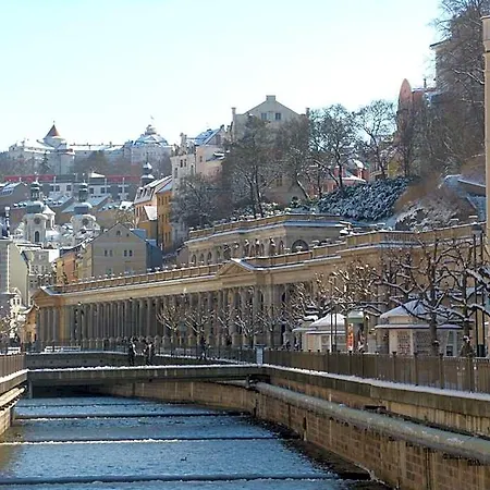 Aparthotel Kavalir Karlovy Vary